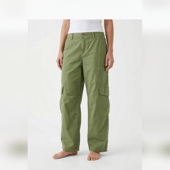 Forever 21 Pants - Forever 21 Olive Green Cargo Pants Gorpcore Hiking Utility L
